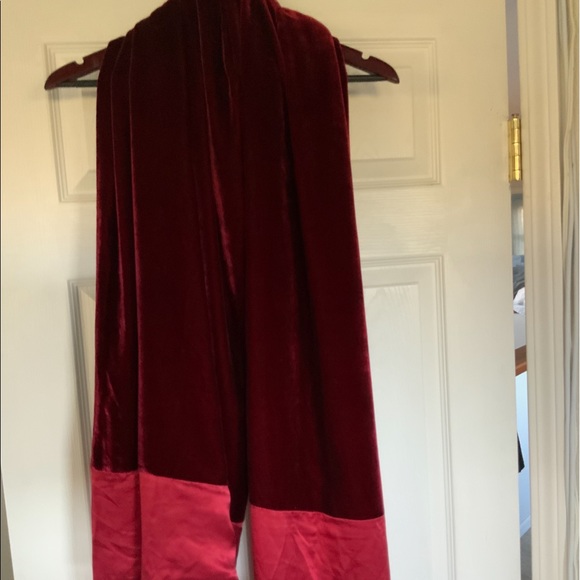 Velvet wrap